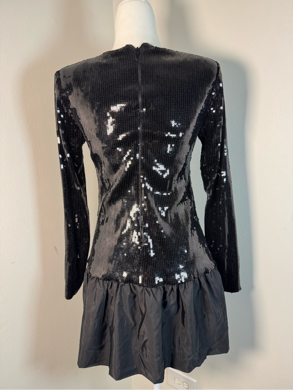 NEW Wayf Black Maddie Long Sleeve Sequin Minidress S - Picture 9 of 13